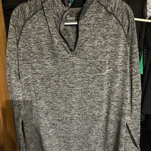 Under Armour 3/4 zip HeatGear. Like new. Worn once.